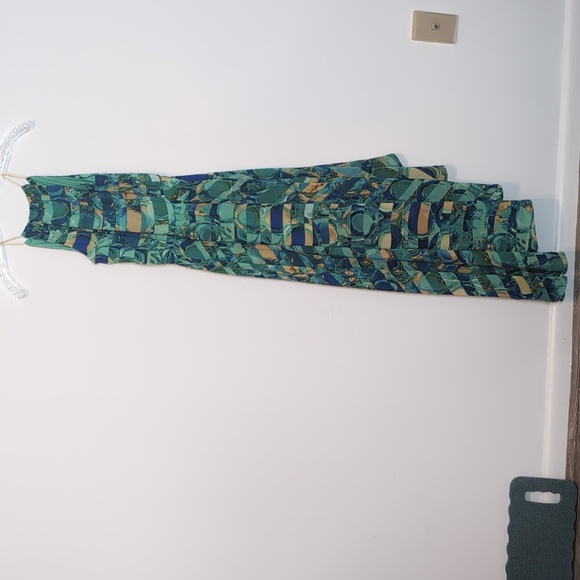 Avon Mark. Asymmetrical Cutout Fancy Dress - Picture 8 of 8